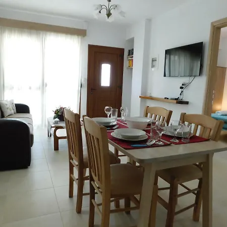 Patriko - House 1, Traditional Stone House Apartment *