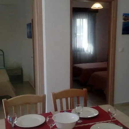 Apartmán Patriko - House 1, Traditional Stone House *