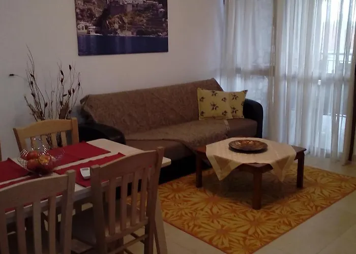 Appartement Patriko - House 1, Traditional Stone House