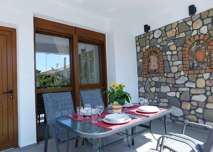 Appartement Patriko - House 1, Traditional Stone House *