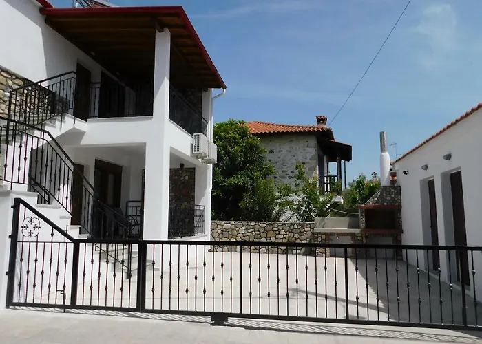 Appartement Patriko - House 1, Traditional Stone House *