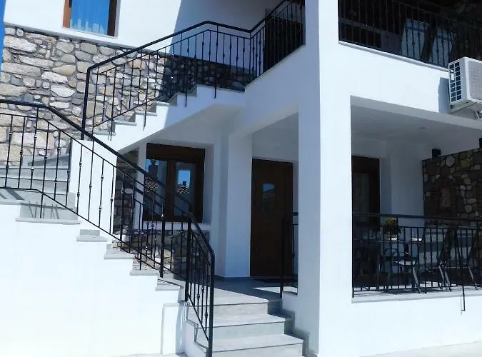 Patriko - House 1, Traditional Stone House Agios Nikolaos (Chalkidiki)