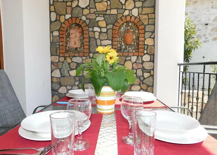 Appartement Patriko - House 1, Traditional Stone House *