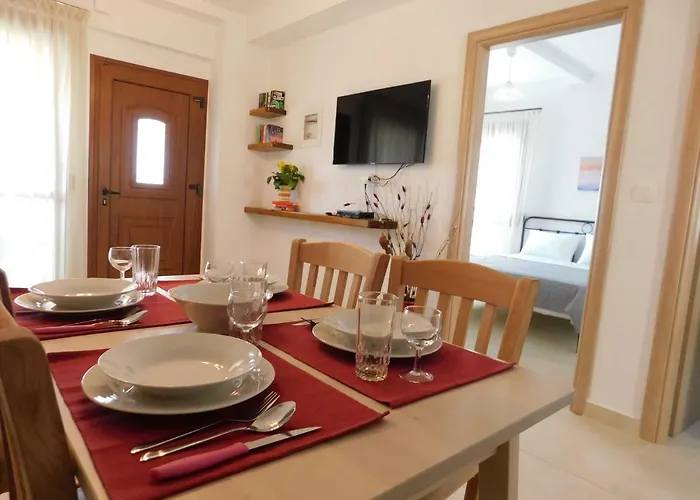 Patriko - House 1, Traditional Stone House Appartement