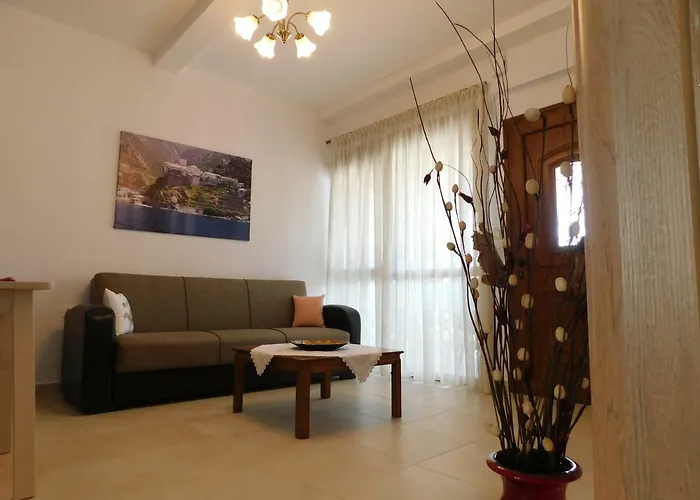 Patriko - House 1, Traditional Stone House Appartement