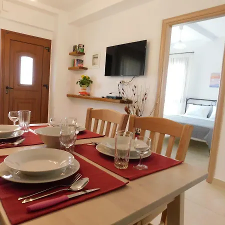 Patriko - House 1, Traditional Stone House Apartamento